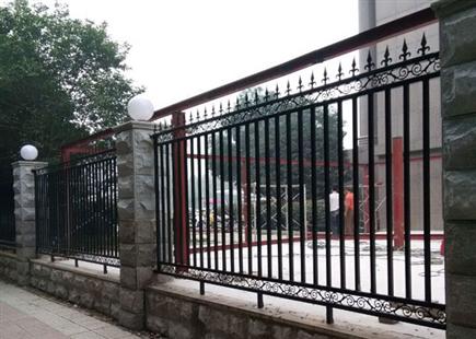 铁艺栏杆