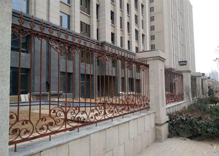 铁艺栏杆